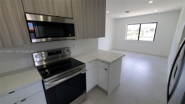 Foto del edificio - 6201 SW 22nd St