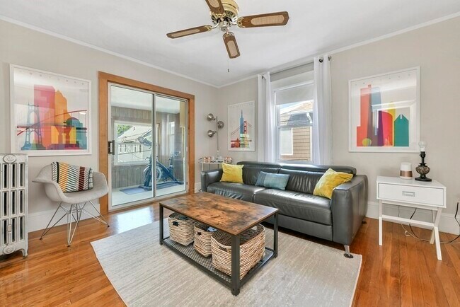 Building Photo - 36 Thingvalla Ave