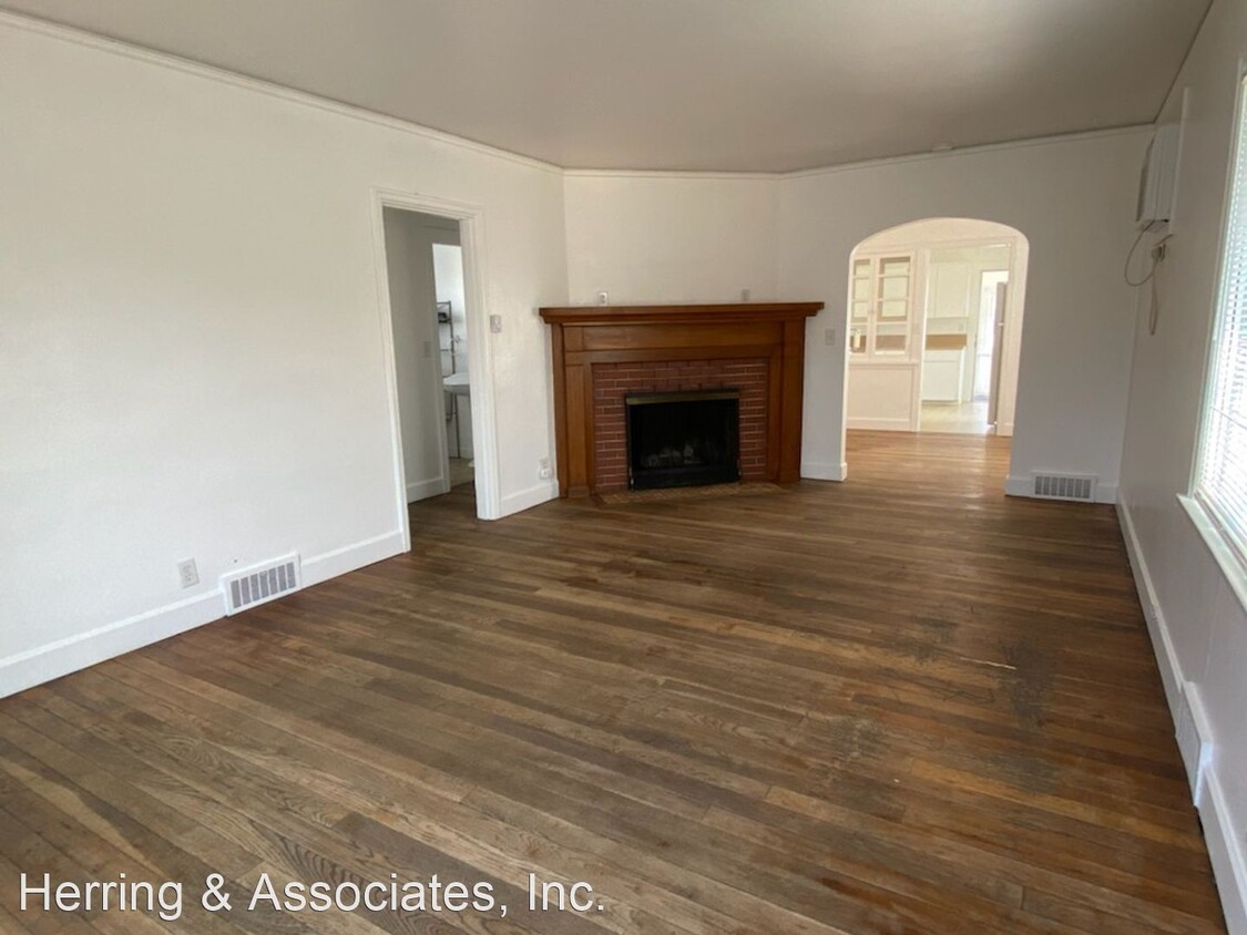 Primary Photo - 3 br, 1 bath House - 625 S Mission St