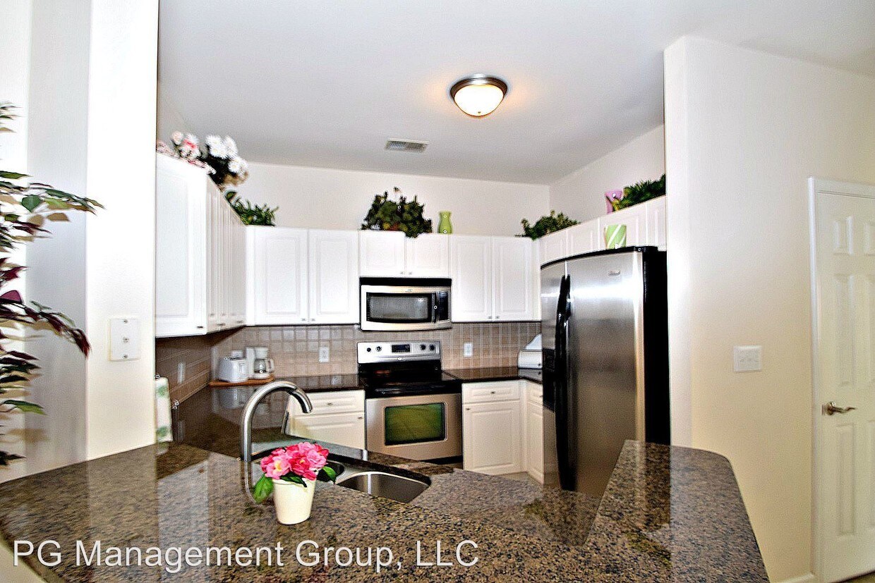 Primary Photo - 7832 Village Harbor Dr