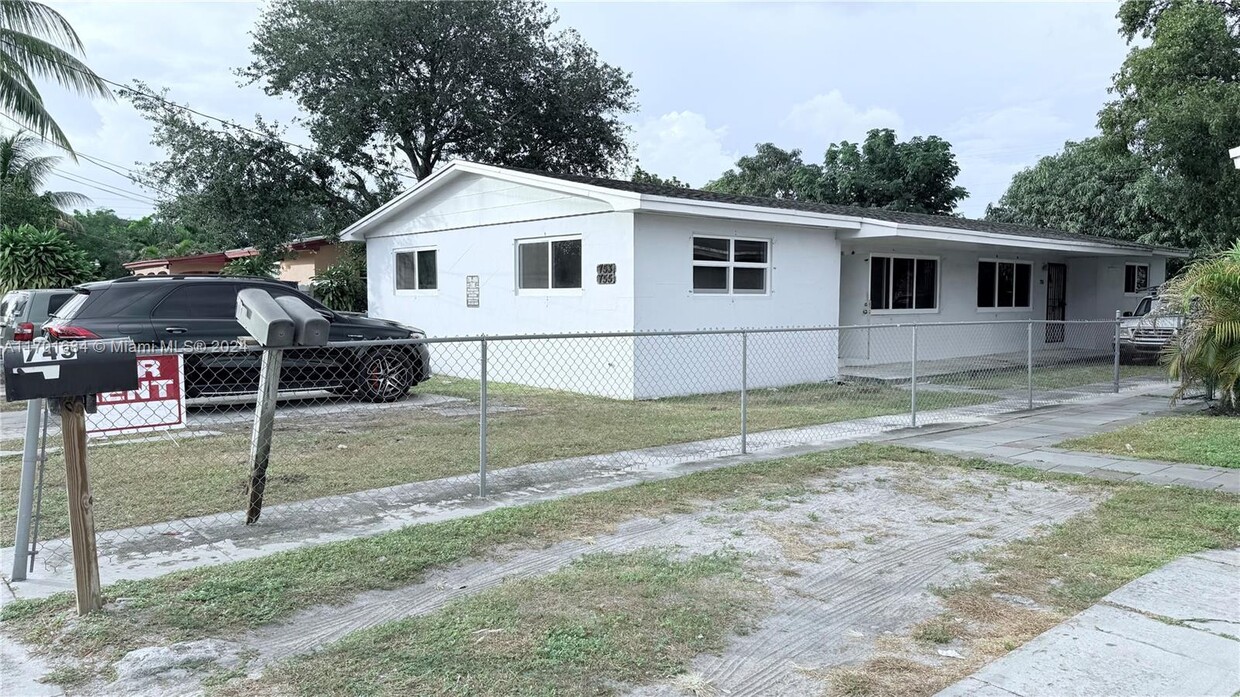 Foto principal - 755 NW 114th St