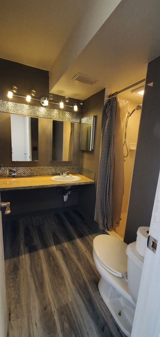 Building Photo - Convenient 2 bed, 1 bath, 1 parking unit in Makiki