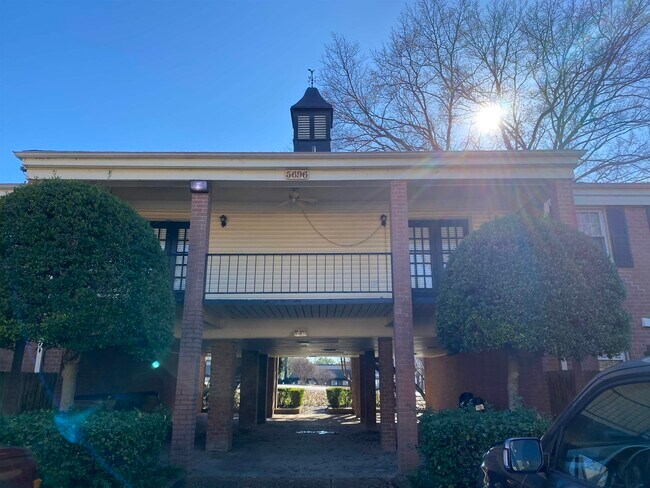 Foto del edificio - 5696 Quince Rd