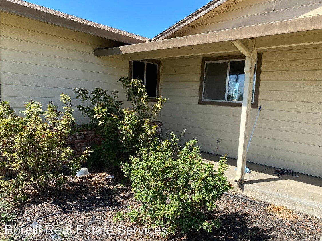 Primary Photo - 3 br, 2 bath House - 19240 American Ave.