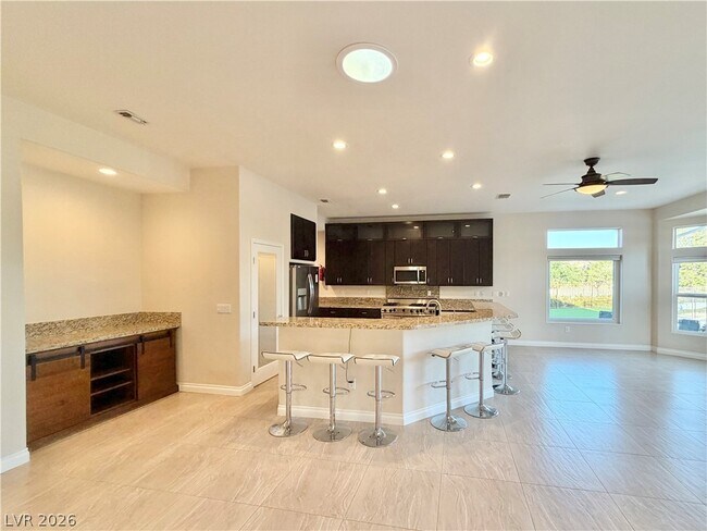 Foto del edificio - 10541 Broom Hill Dr