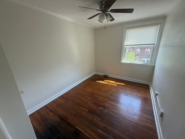 Building Photo - 3830 Berkley Ave