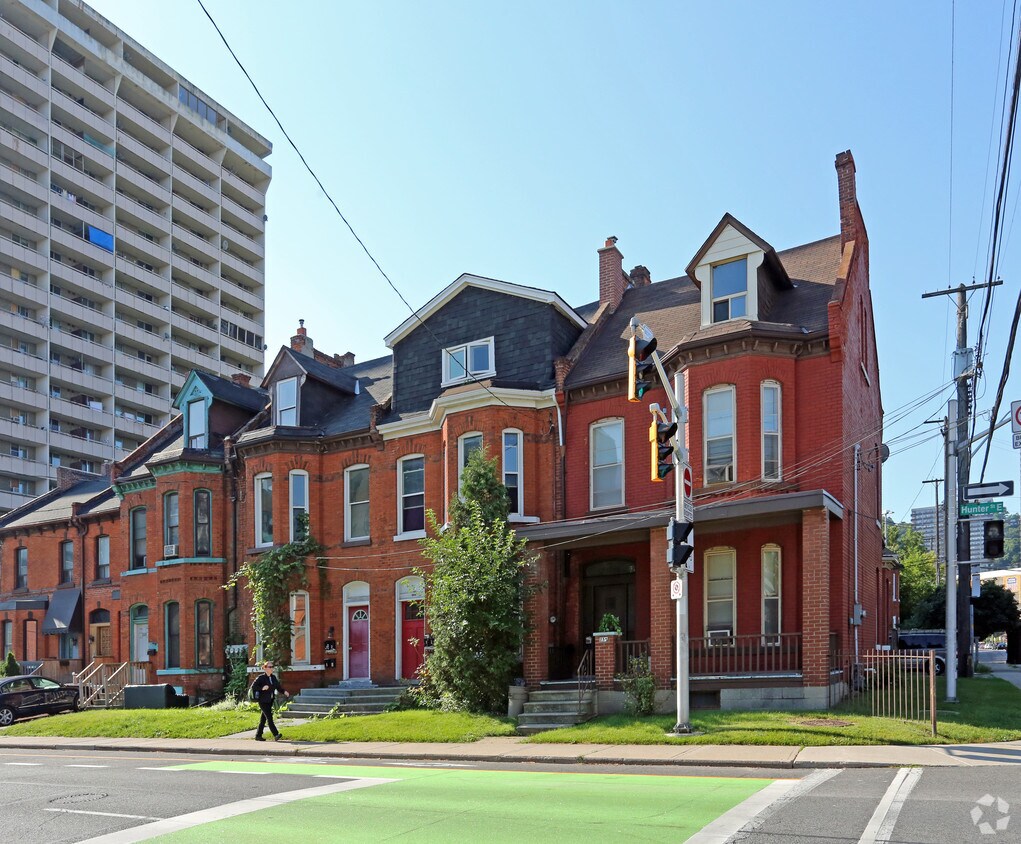 Building Photo - 152-158 Hunter St E