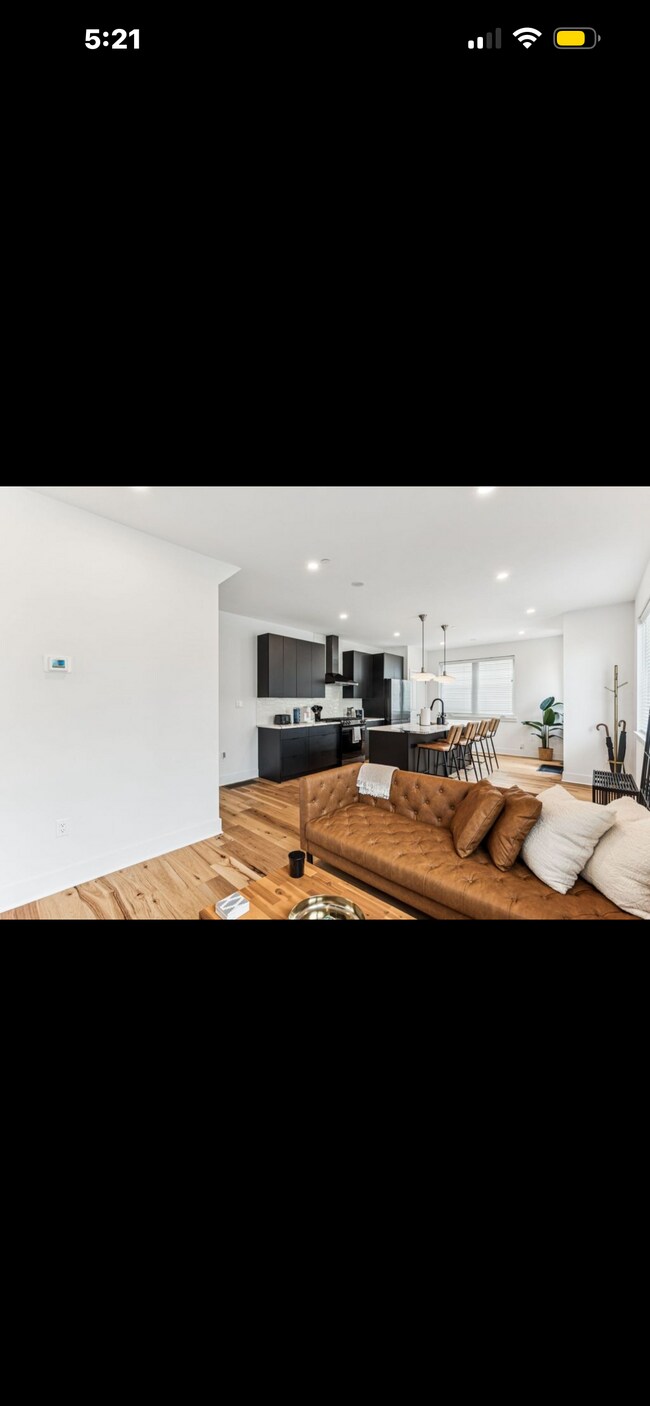 Foto del edificio - 1846 Vineyard St