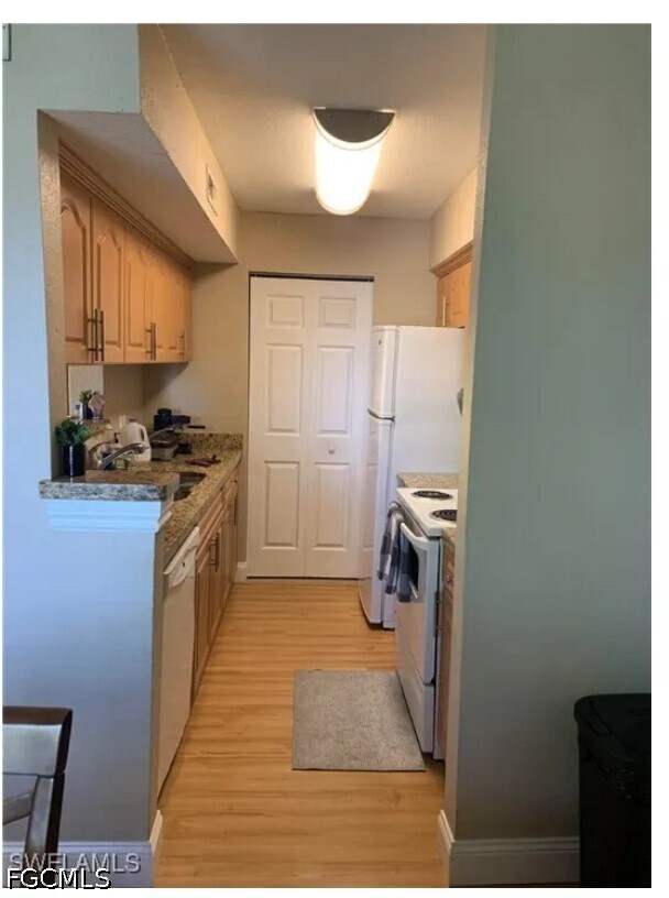 Foto del edificio - 2835 Winkler Ave