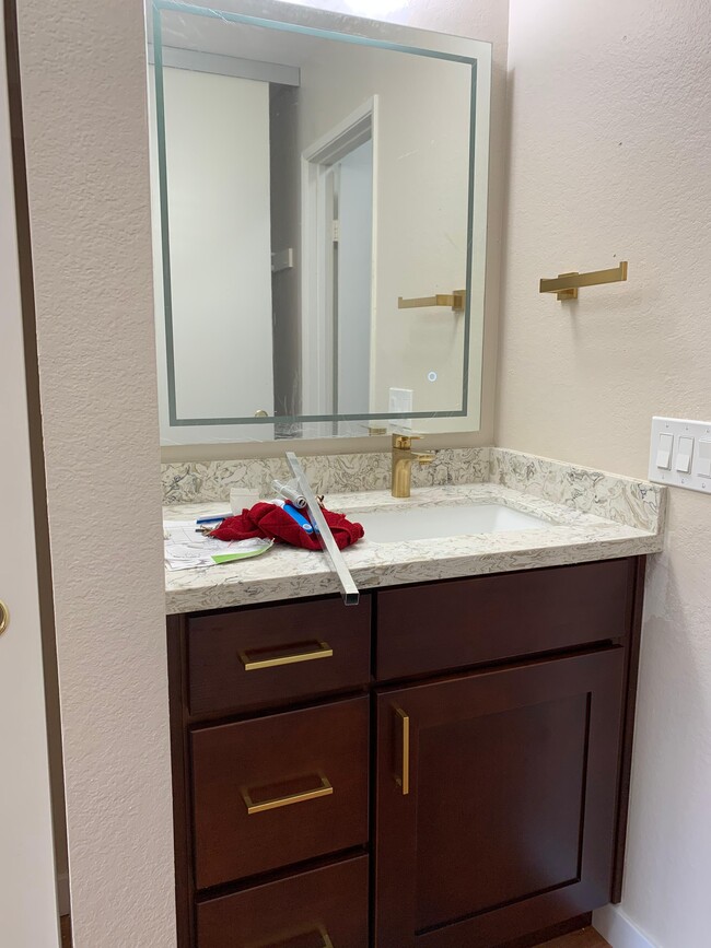 Building Photo - 8460 New Salem St