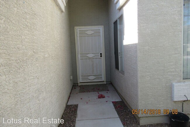 Foto del edificio - 3 br, 2 bath House - 11217 W MARIPOSA DR