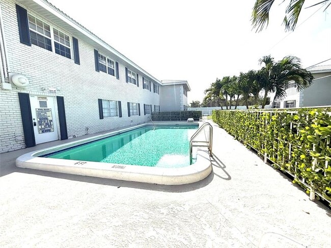 Foto del edificio - 299 SW 7th St
