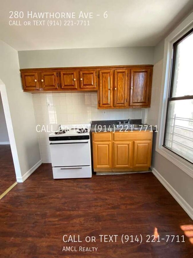 Photo - 280 Hawthorne Ave Apartment