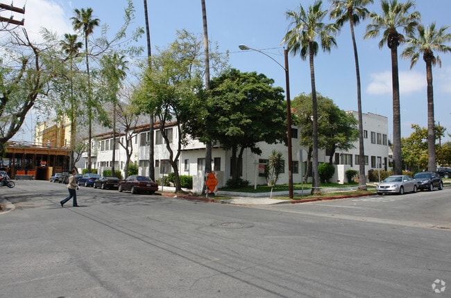 Foto principal - 123 E Windsor Rd