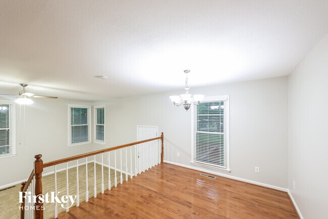 Foto del edificio - 314 Farley Dr