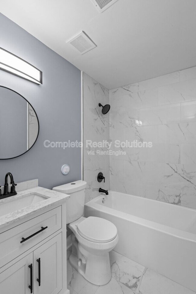 Foto del edificio - 9722 Lorna Ln