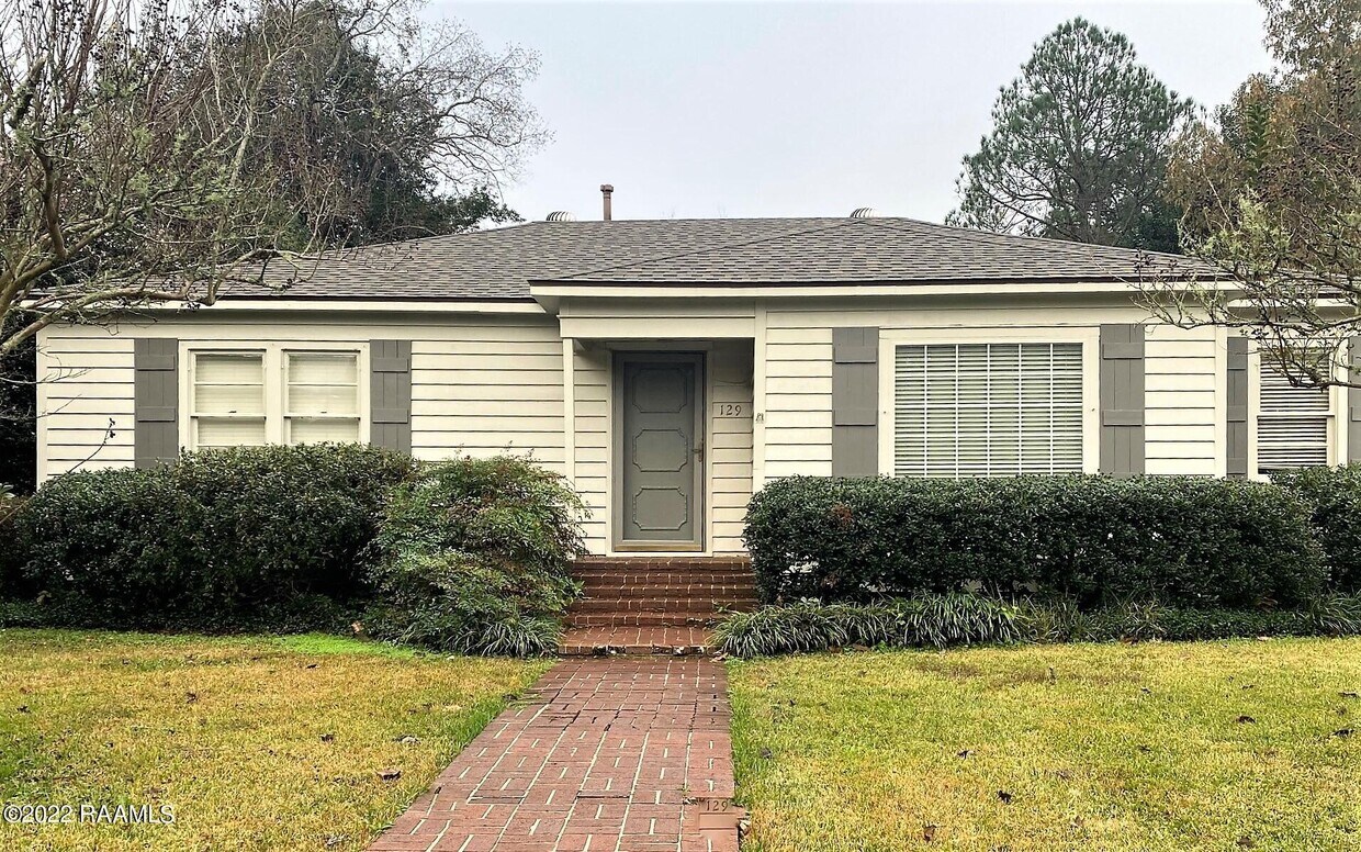 129 S Southlawn Dr, Lafayette, LA 70503 House Rental in Lafayette, LA
