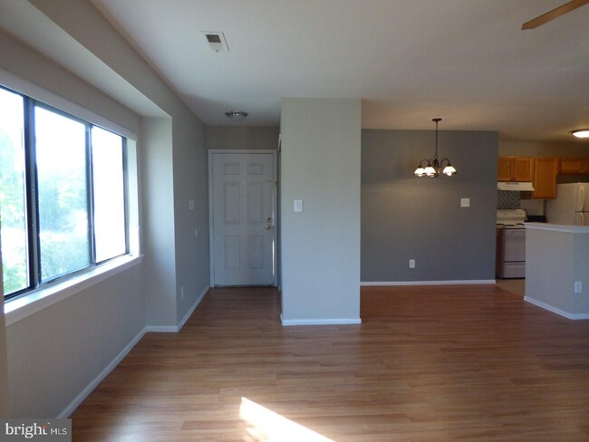 Building Photo - 808 Britton Pl