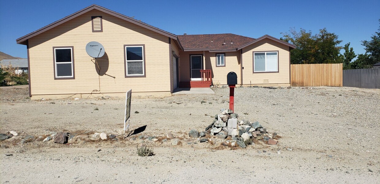 3 bedroom home in Mason Valley's Walker R... - 3 bedroom home in Mason Valley's  Walker R...