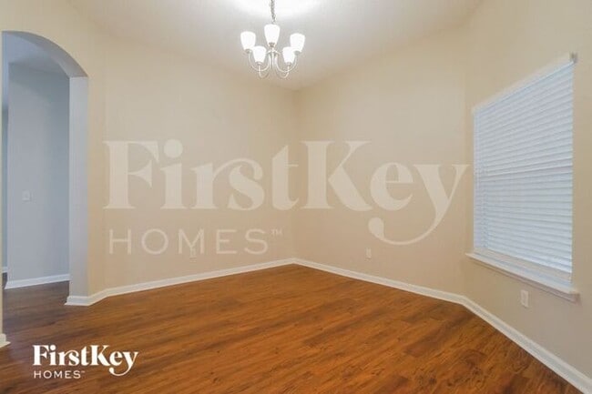 Building Photo - 1209 Splendid Ravine St