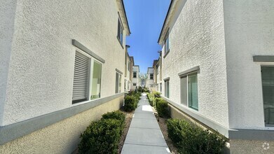 Building Photo - 12349 Radiant Sunrise Rd