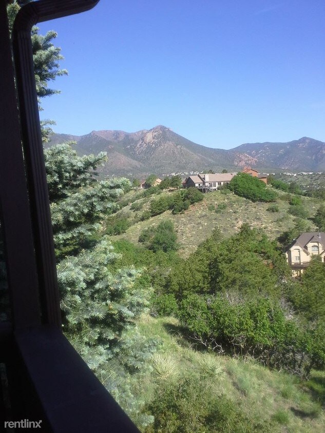 Foto principal - 1520 Big Valley Dr