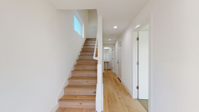 Foto del edificio - Beautiful Walnut Creek Townhome!