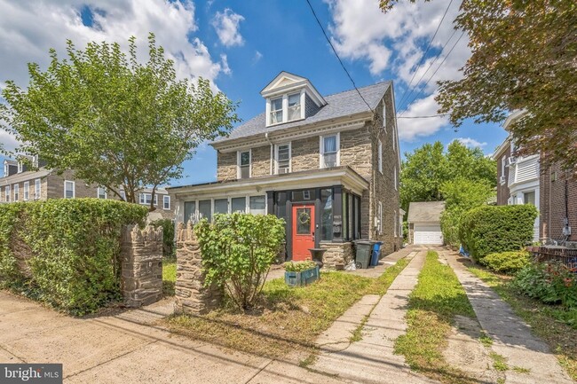 Building Photo - 6825 Ridge Ave