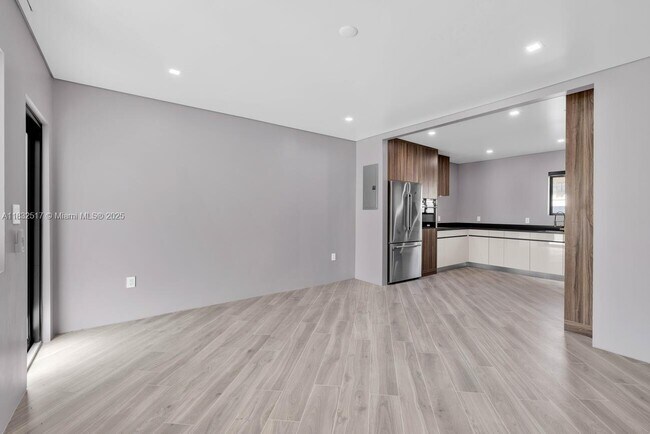 Foto del edificio - 8931 NE 2nd Ave