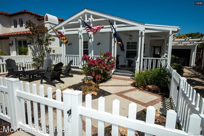 Building Photo - 3 br, 2 bath House - 765 H Avenue