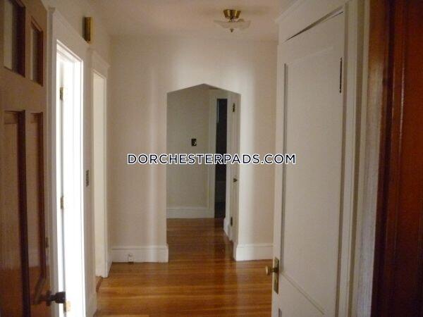 Foto principal - 68 Belden St