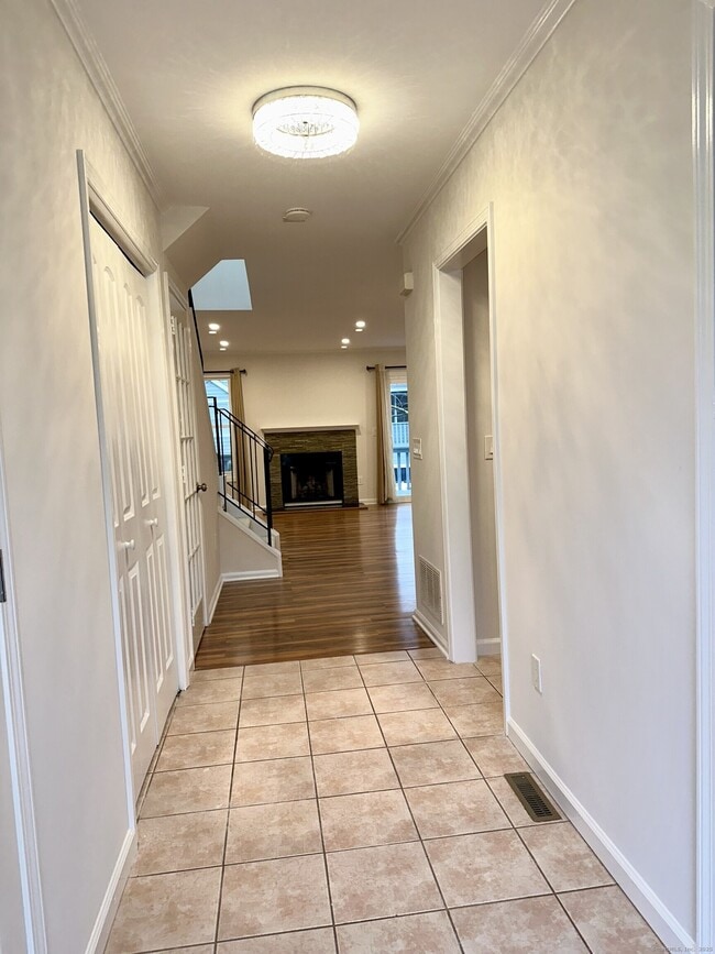 Foto del edificio - 26 Fawn Ridge Ln