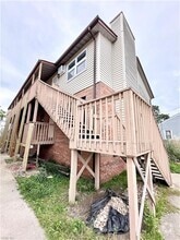 Building Photo - 9532 5th Bay St