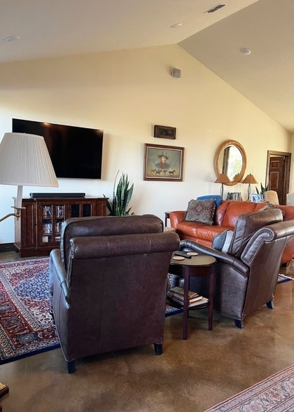 Building Photo - 6601 Rash Ct