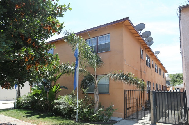 Building Photo - 9128 National Blvd
