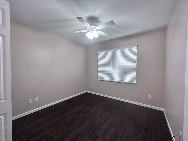 Foto del edificio - 2820 SW Butterfly Ln