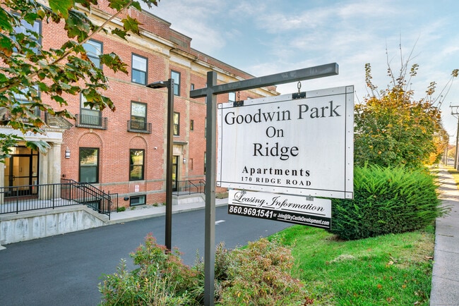 Building Photo - 170 Ridge Rd