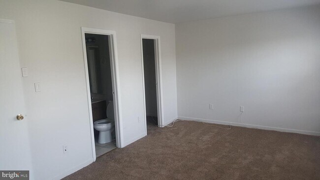 Foto del edificio - 3546 Cherry Hill Ct