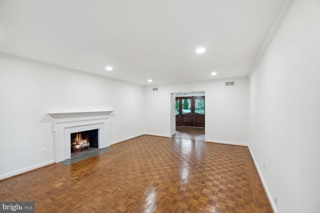 Foto del edificio - 6313 Stoneham Ln