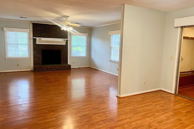 Foto del edificio - 4602 Norwich Rd