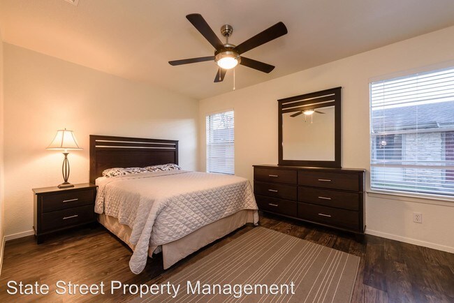 Foto del edificio - 1601 Kinney Ave