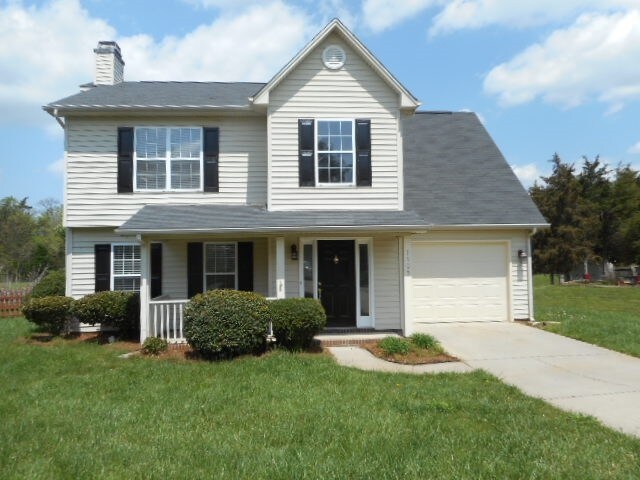 Primary Photo - 1605 Glenn Meade Drive