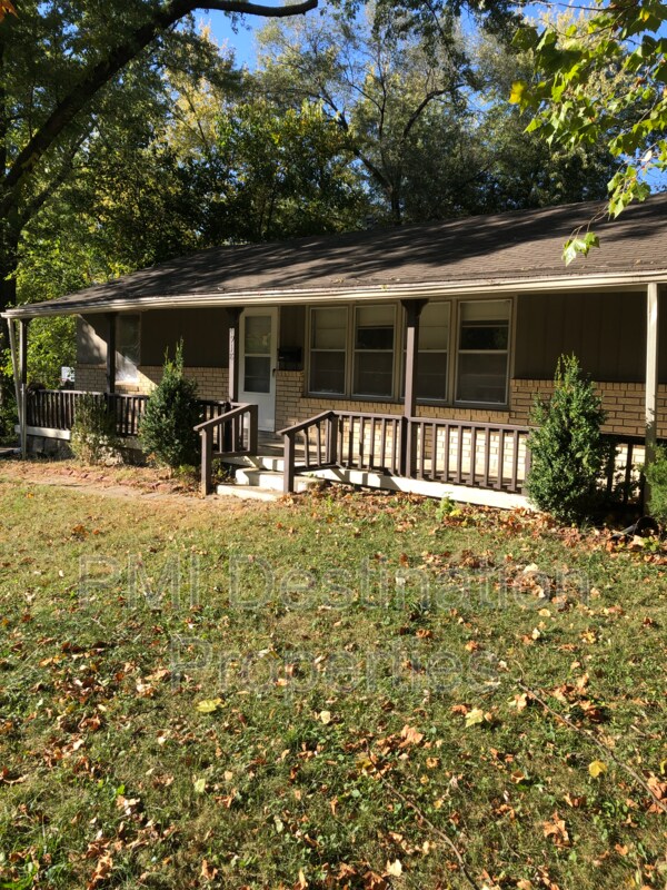 4918 Rowland Ave, Kansas City, KS 66104 House for Rent in Kansas City