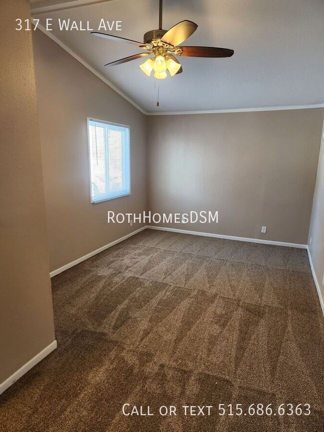 Building Photo - 317 E Wall Ave