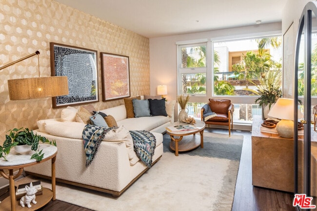 Foto del edificio - 12760 Millennium Dr