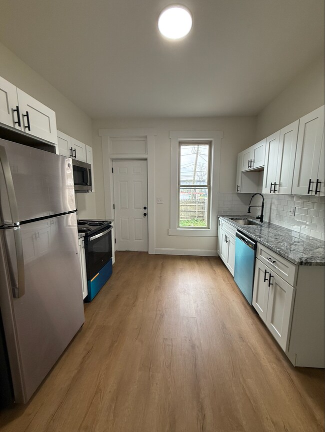 Foto del edificio - 433 Hanford St
