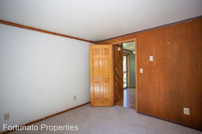 Building Photo - 4 br, 2 bath House - 8 Silverking Baldy Mo...