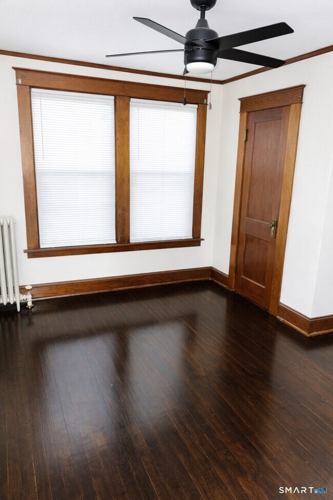 Building Photo - 65 Wooding St