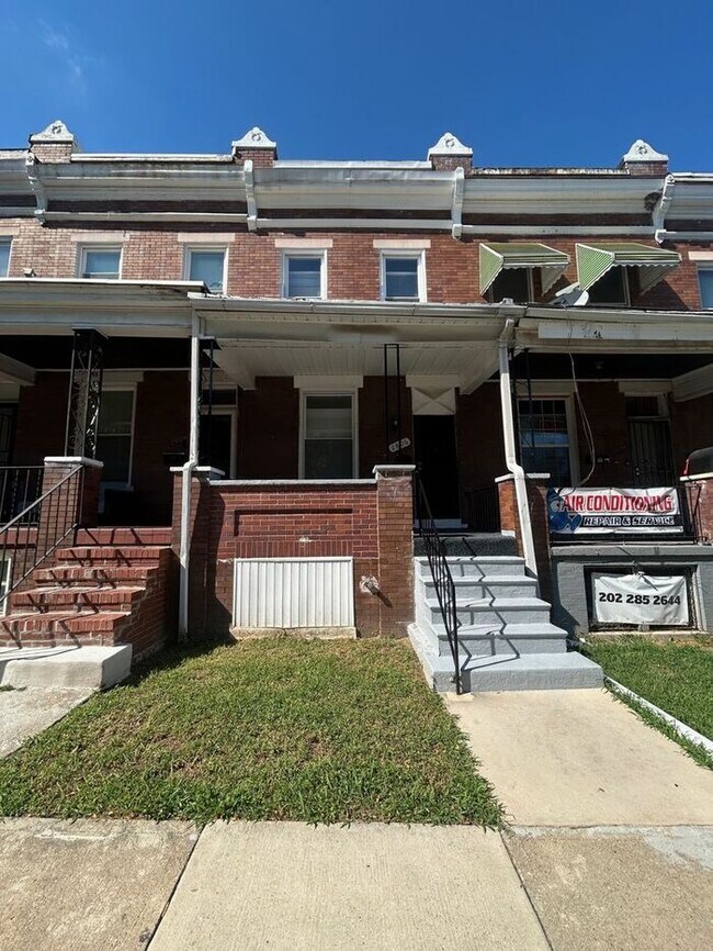 Photo - 2 Bedrooms PLUS DEN Townhome