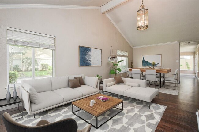 Foto del edificio - 11636 Village Pl Dr